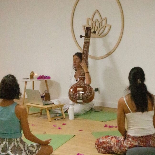 Círculo de Mantras Circle Hub 2025