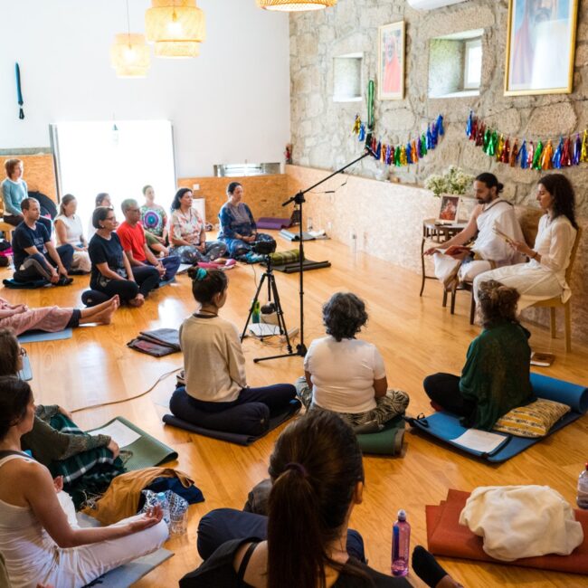 Retiro Brilho Interior Centro Arsha Vidya com o Professor Paulo Abreu Vieira 2024